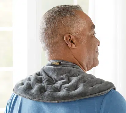 MASAJEADOR Cobre Fit Rapid Relief + Envoltura terapéutica ponderada para cuello y hombros - Imagen 5
