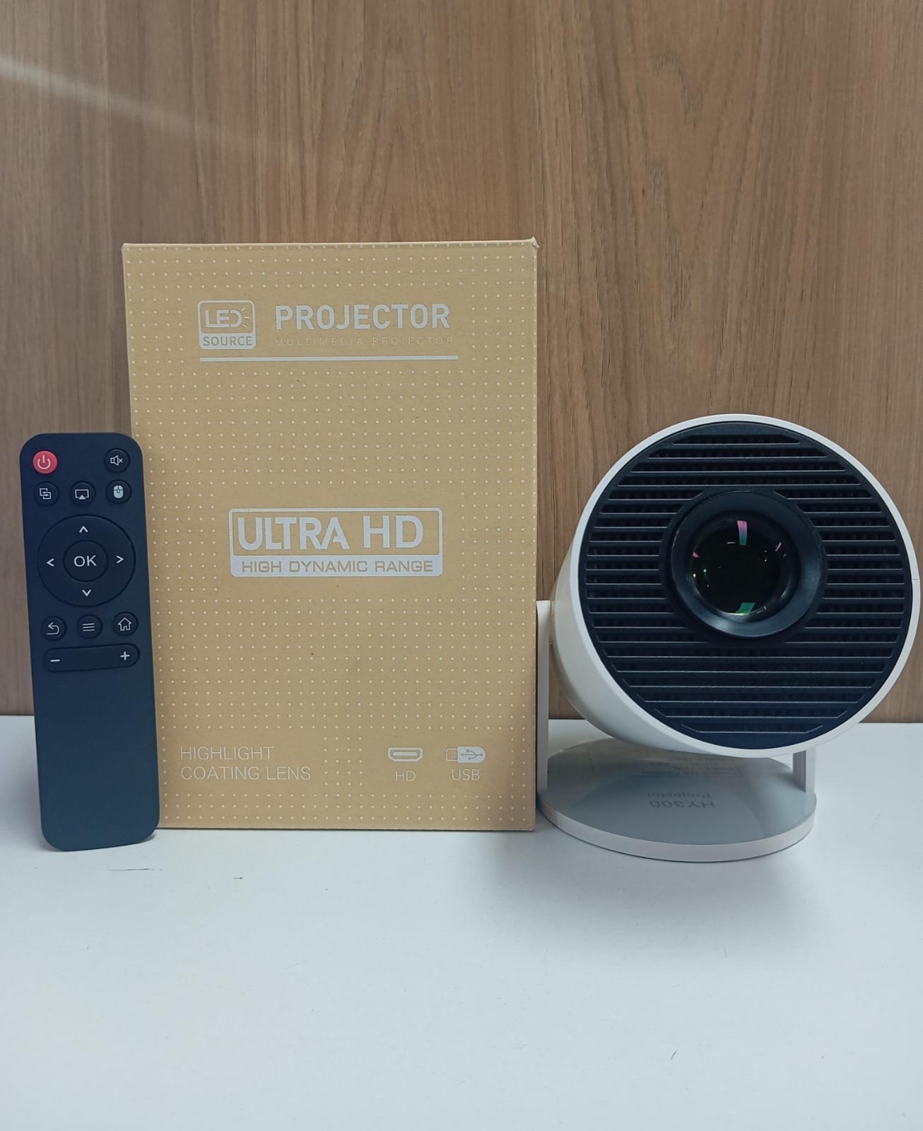 PROYECTOR hy300 Android 11 Bluetooth Wi-fi 6 4k Uhd - Imagen 4