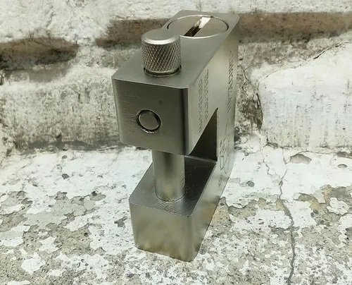 CANDADO anti cizalla blindado fY 84mm acero niquelado 4llaves tipo bancario - Imagen 3